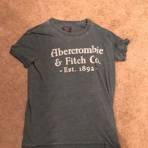Men’s XS abercrombie and Fitch shirt.